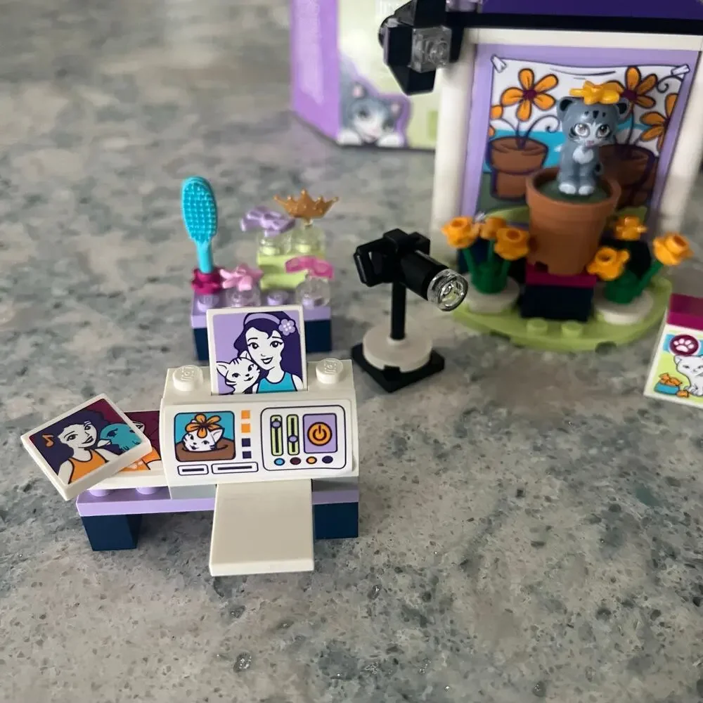 LEGO Friends Emma's Photo Studio 41305 - 100% Complete with Box & Instructions